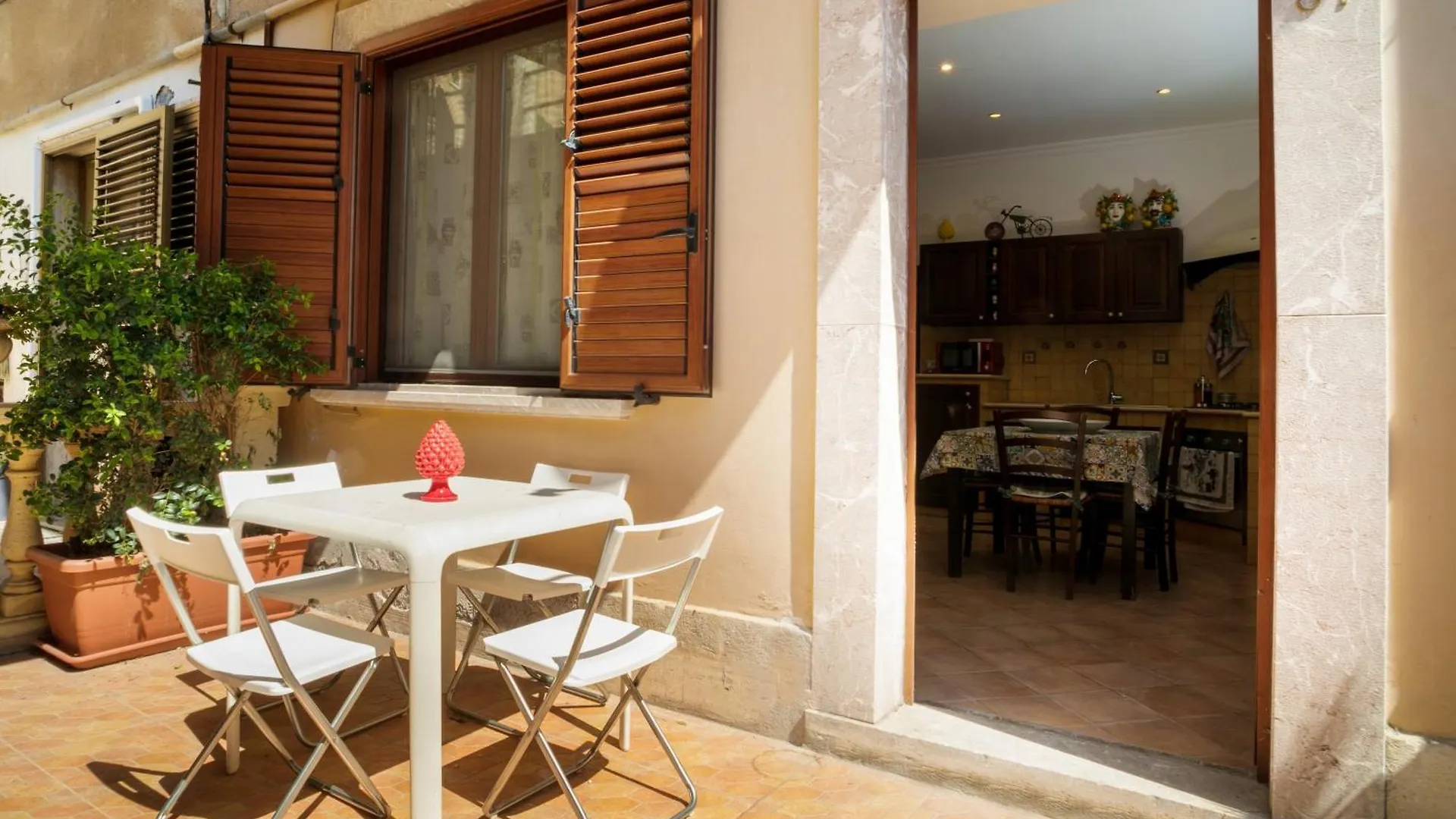 Casa Carly Taormina Villa 0*,